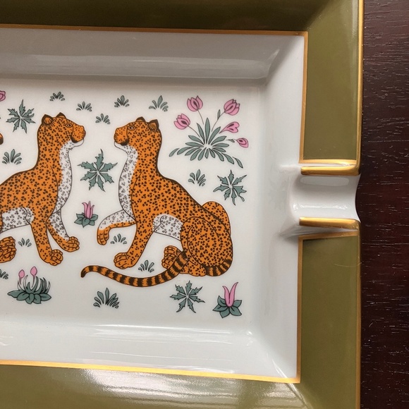 VINTAGE HERMÈS PARIS LÉOPARDS Ashtray/Change tray - Picture 3 of 14